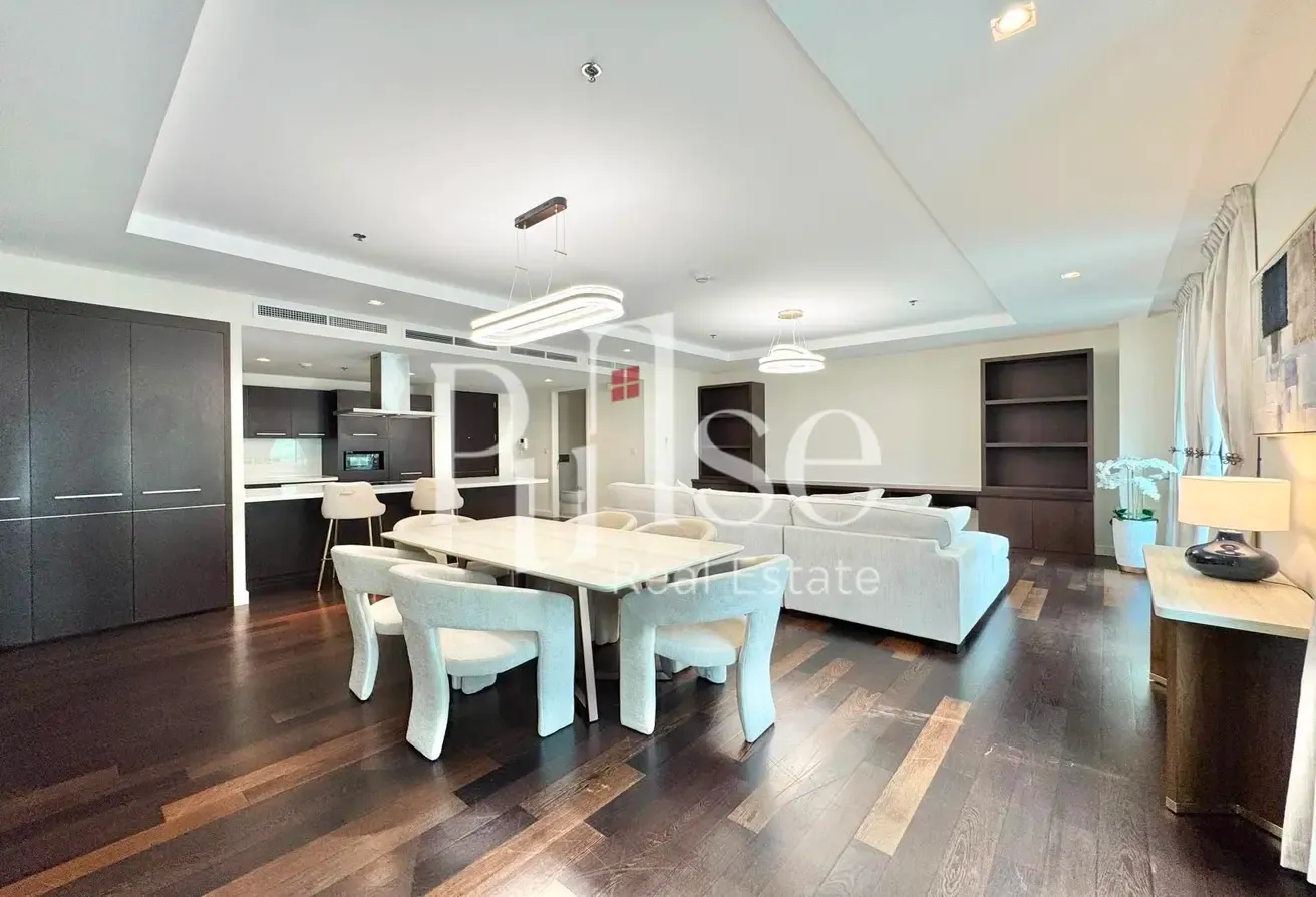 Modern 1BR | Linked to Gate Ave and Ritz-Carlton