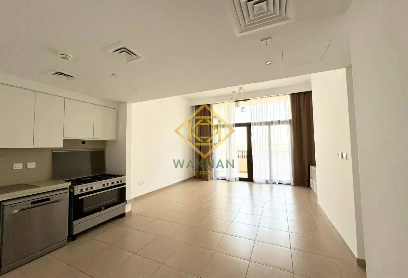 Community View | Vacant | Semi Furnished