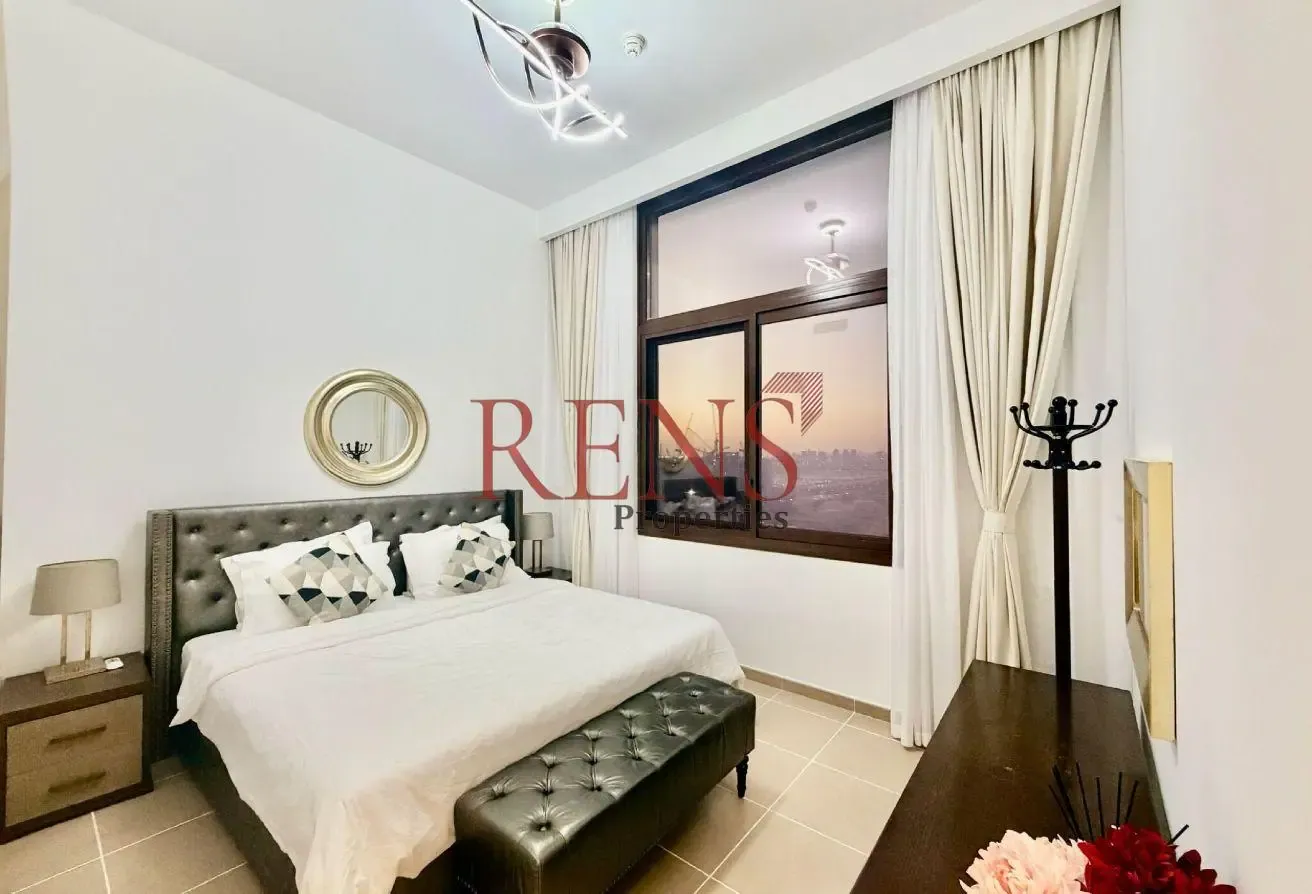Fully Furnished 2BR | Park View | High Floor