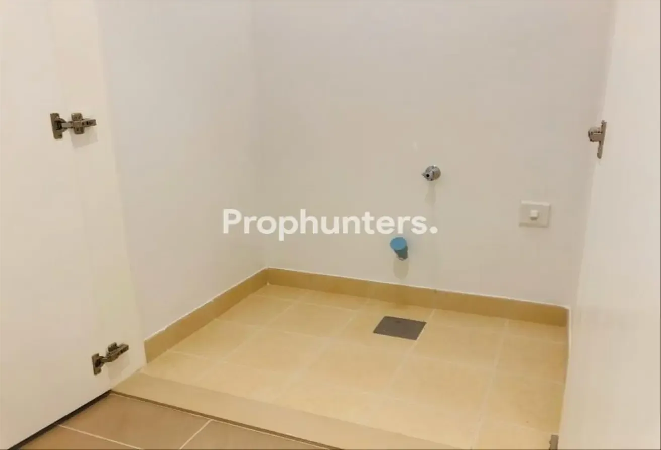 Pool View | Spacious |2 Bedrooms  | Lower Floor