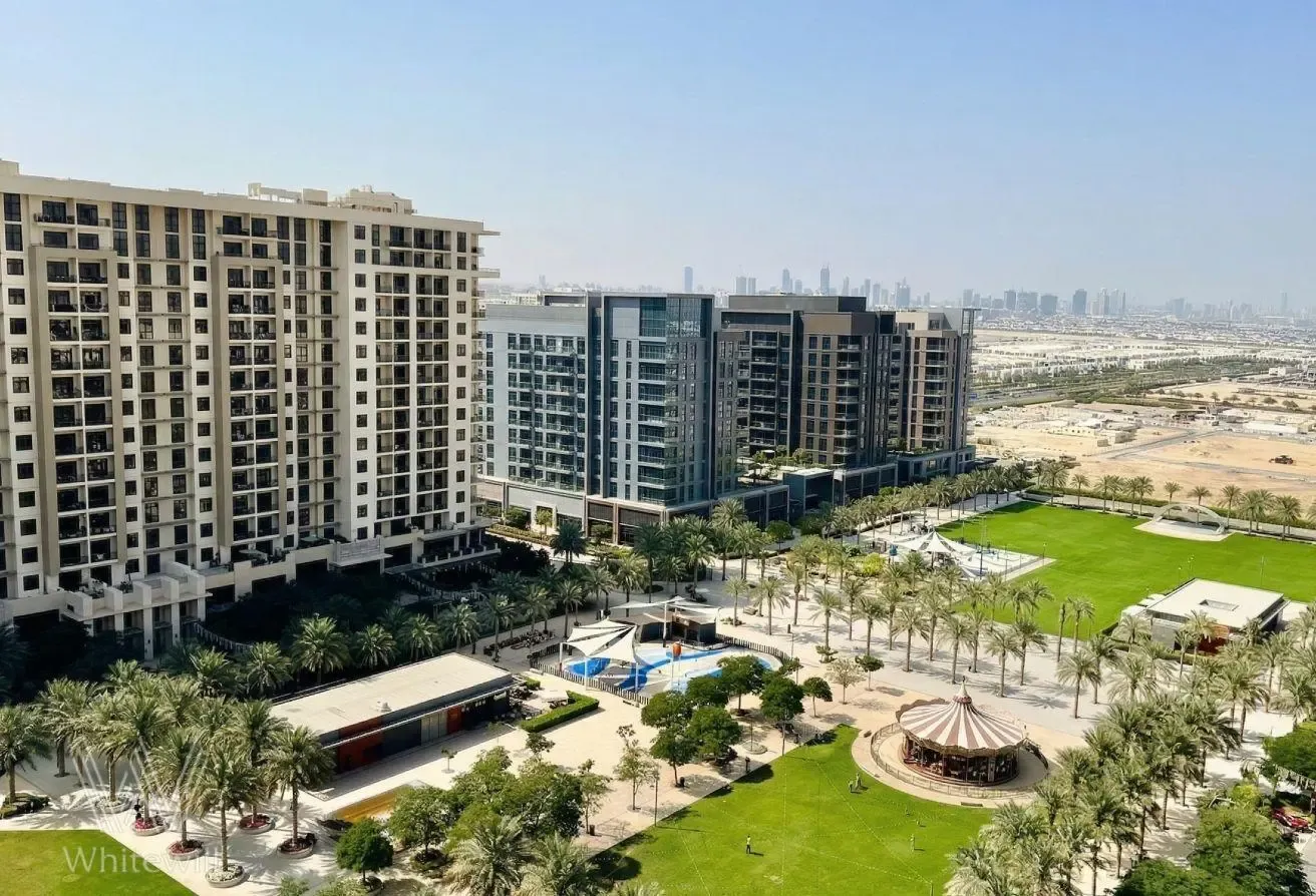 Park and City Skyline View |High Floor |Vacant Now