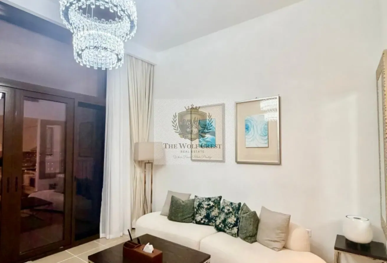 Vacant Stylish Cozy 2BR + Spacious Bright Layout