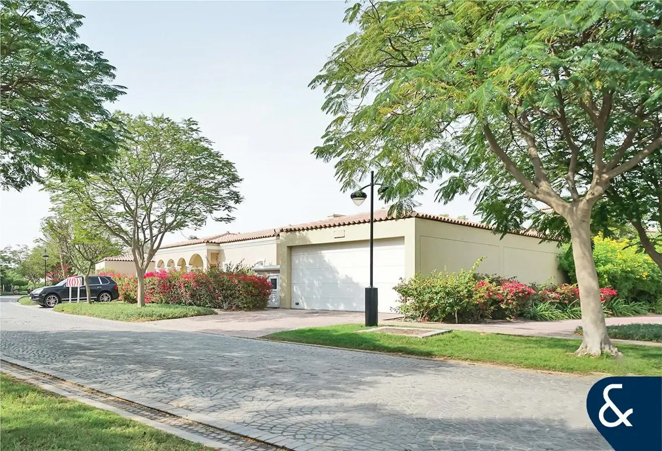 Fully Upgraded Bungalow | Vacant Now