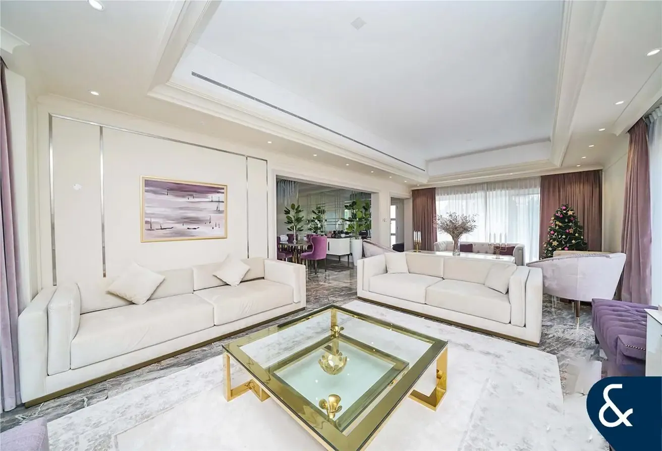 Fully Upgraded Bungalow | Vacant Now