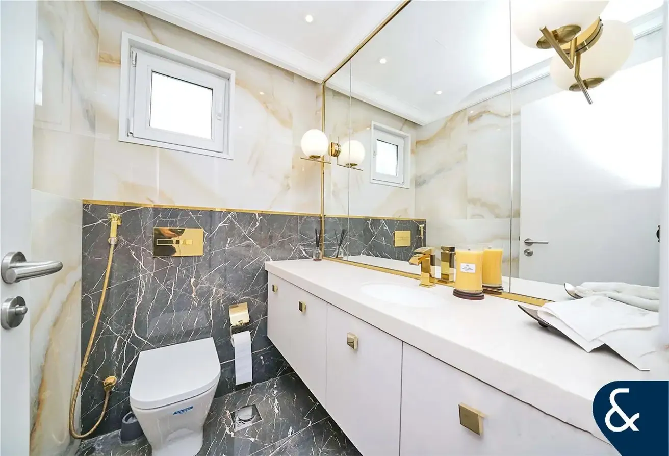 Fully Upgraded Bungalow | Vacant Now
