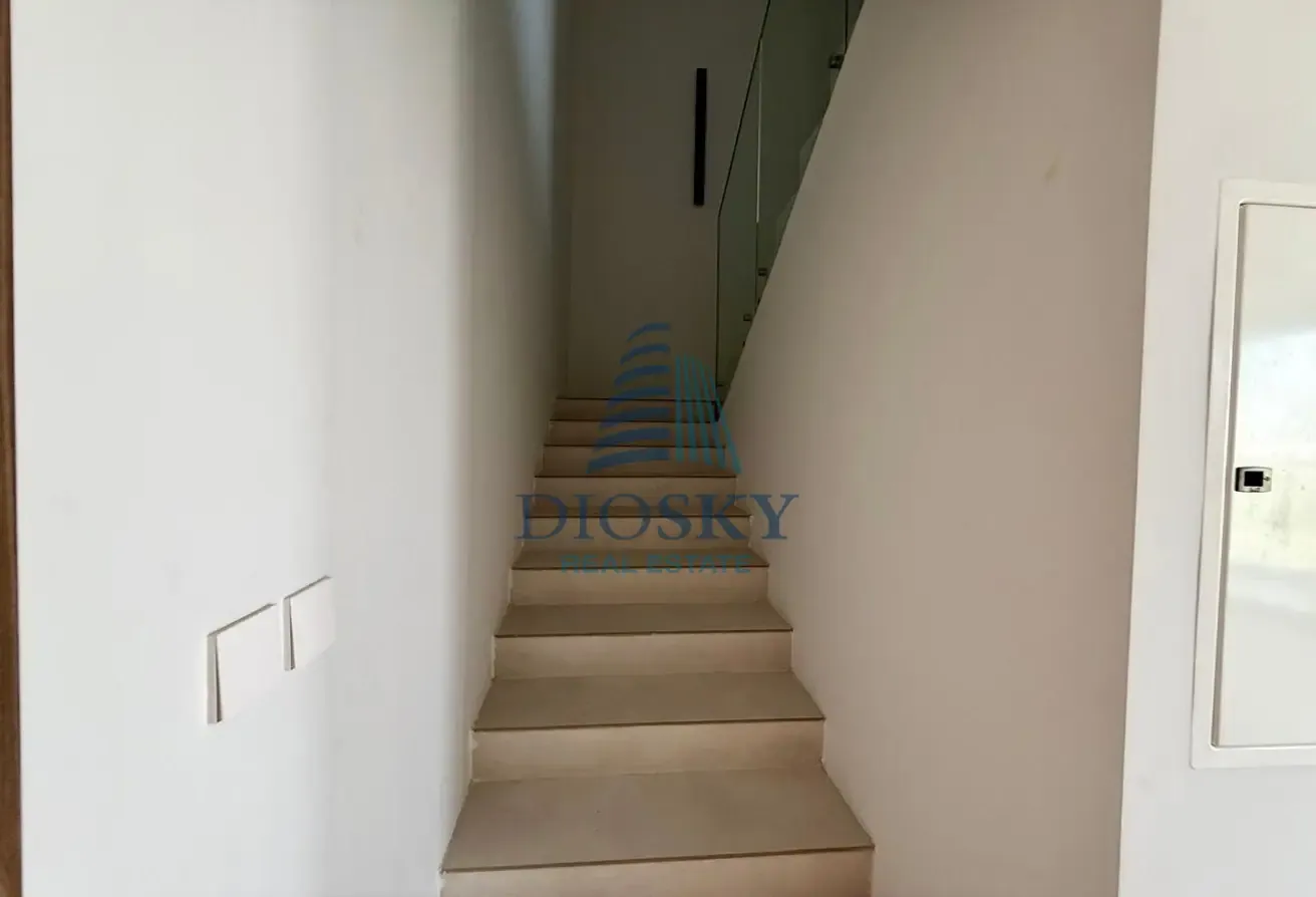 4BHK Duplex | Brand New Building | Chiller Free