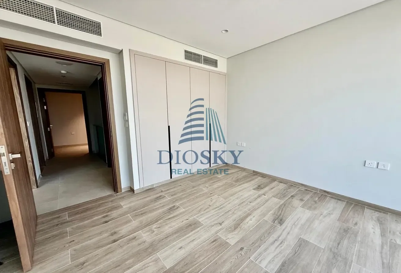 4BHK Duplex | Brand New Building | Chiller Free