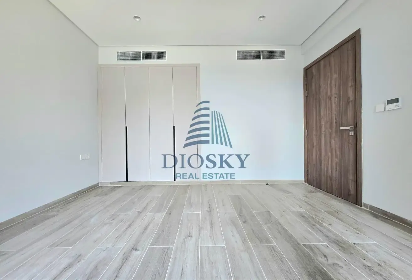 Modern Living |Near Dragon Mart| 4BHK Duplex