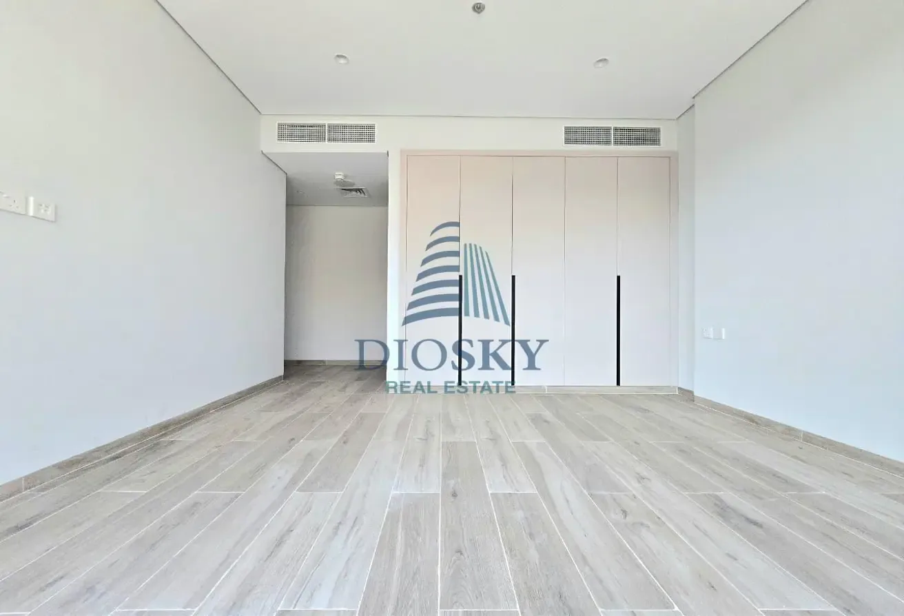 Modern Living |Near Dragon Mart| 4BHK Duplex
