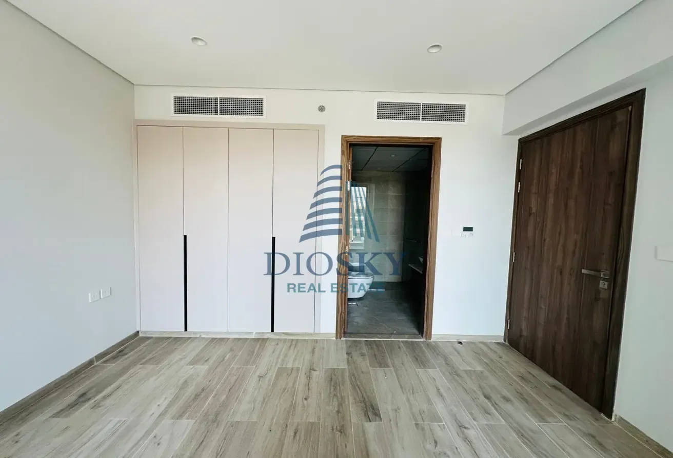 Chiller Free | 4BHK Duplex | Family Friendly