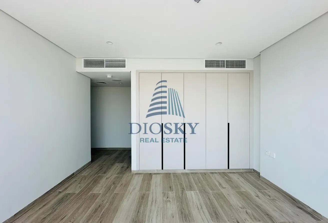 Chiller Free | 4BHK Duplex | Family Friendly