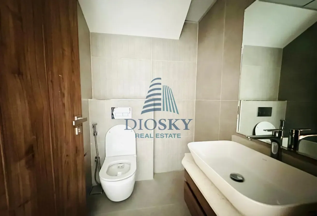 Chiller Free | 4BHK Duplex | Family Friendly