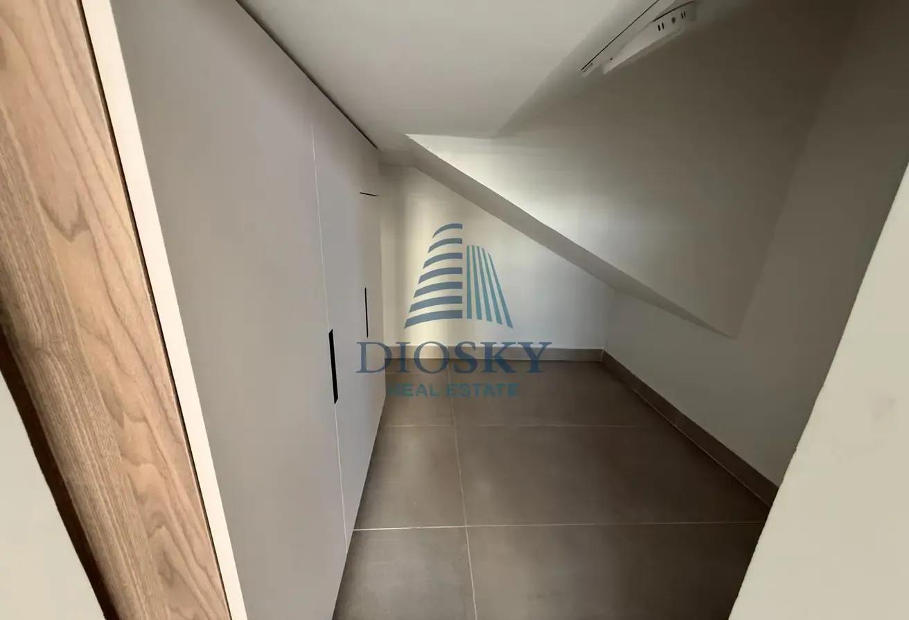 Brand New | Modern Apartment |4BHK With Maids Room