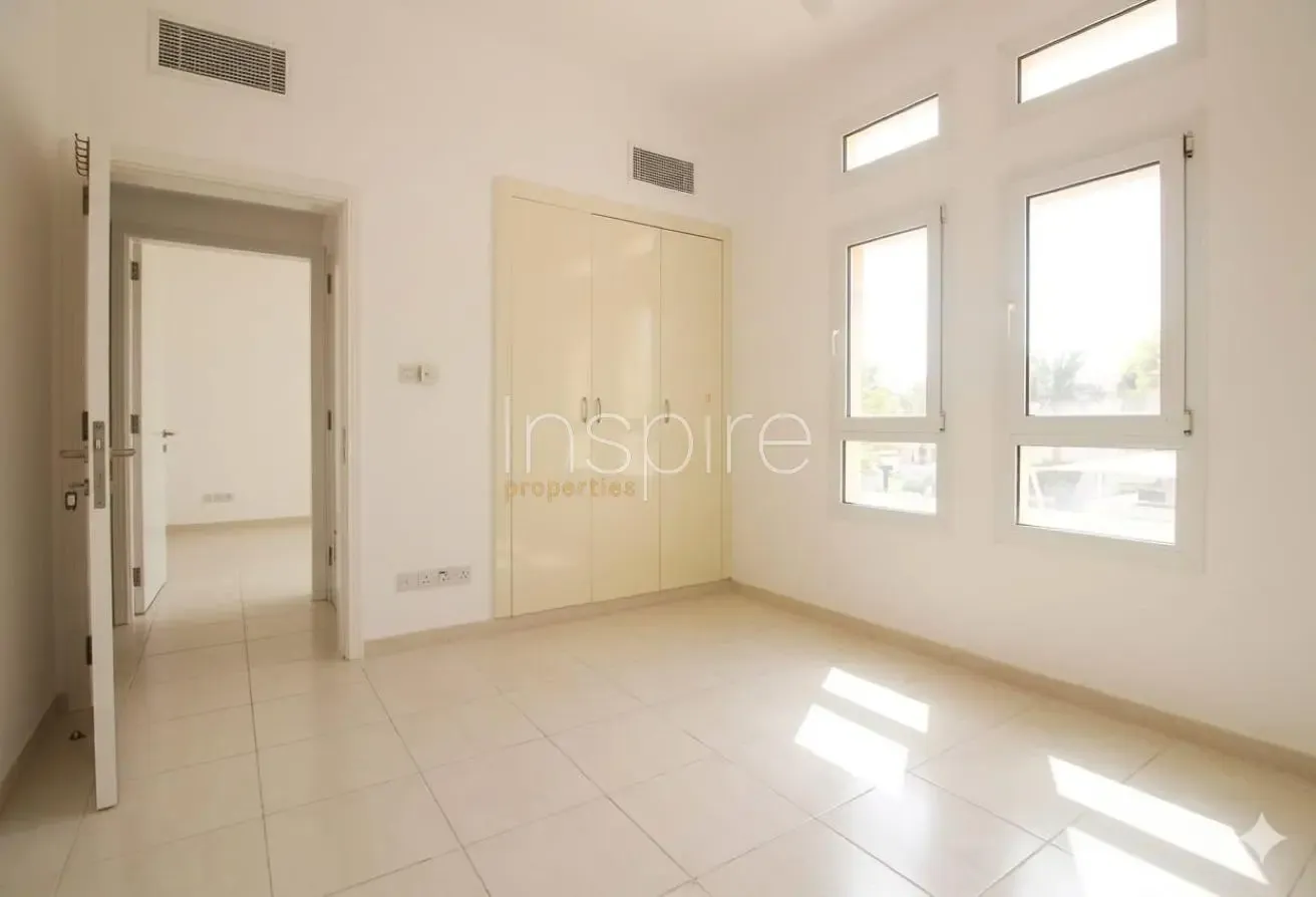 3BRlRenovatedlPrime locationlRefurbishedlSpacious