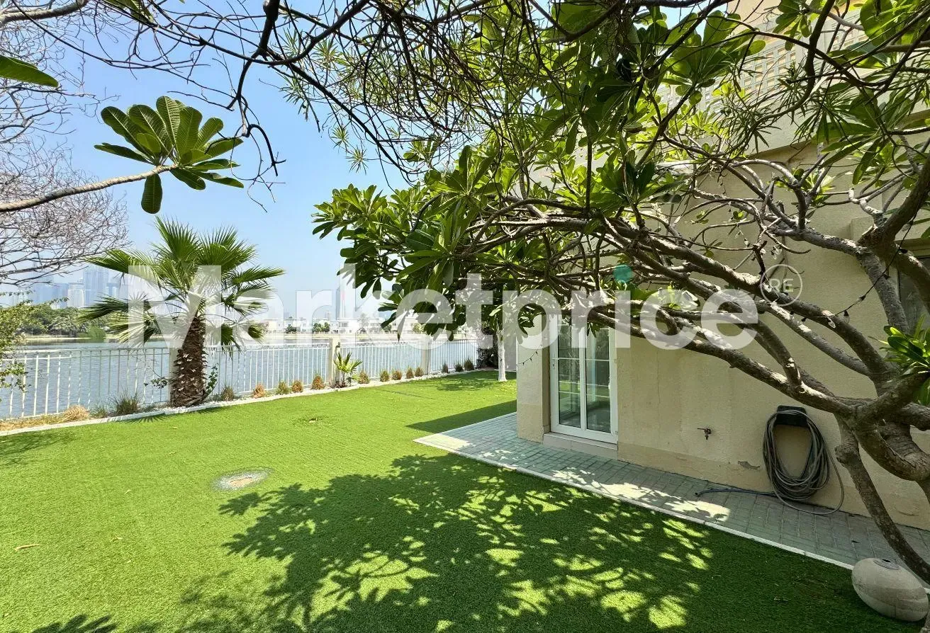 4 BR Townhouse in Zulal 3 with Private Garden