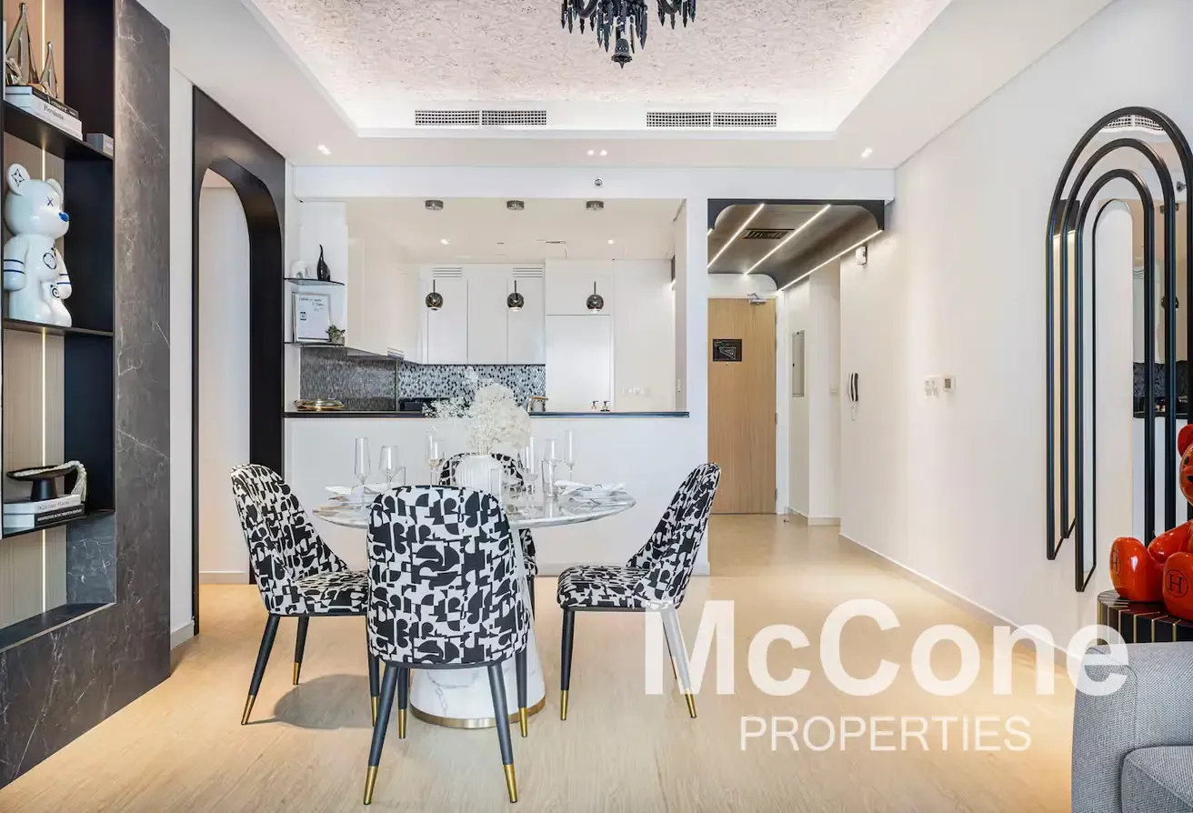 Genuine Listing |  Furnished | 12 Cheques