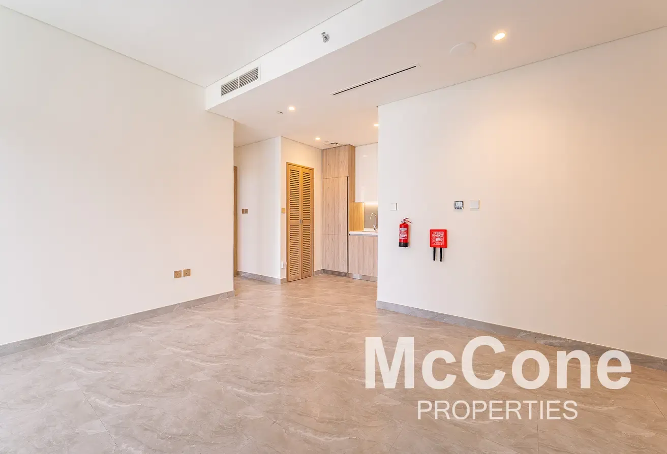 Brand New | Top Floor | Best Price