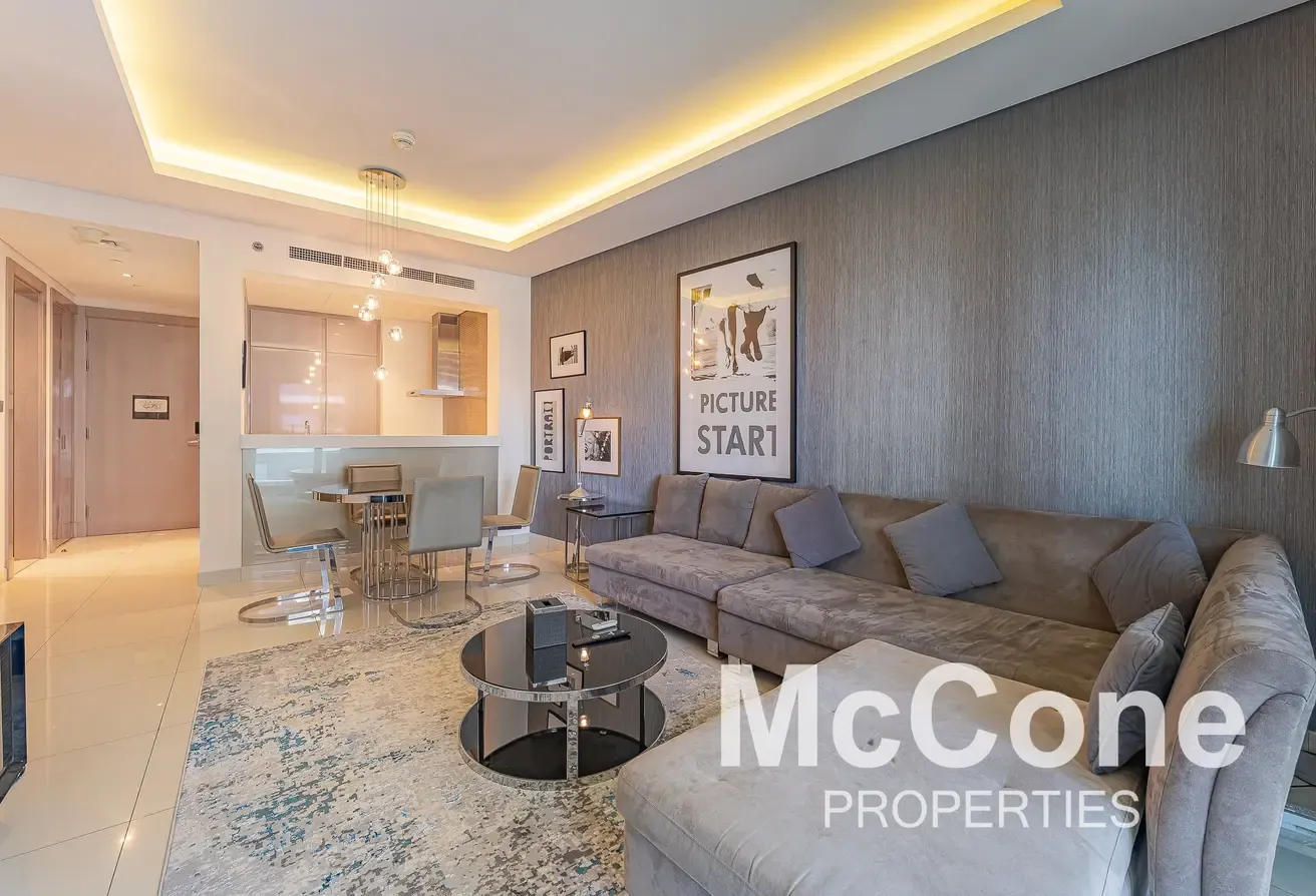 Luxury and Bright | Fully Furnished | Corner Unit