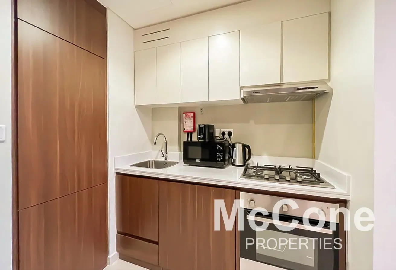 Exclusive | High Floor | Move Today
