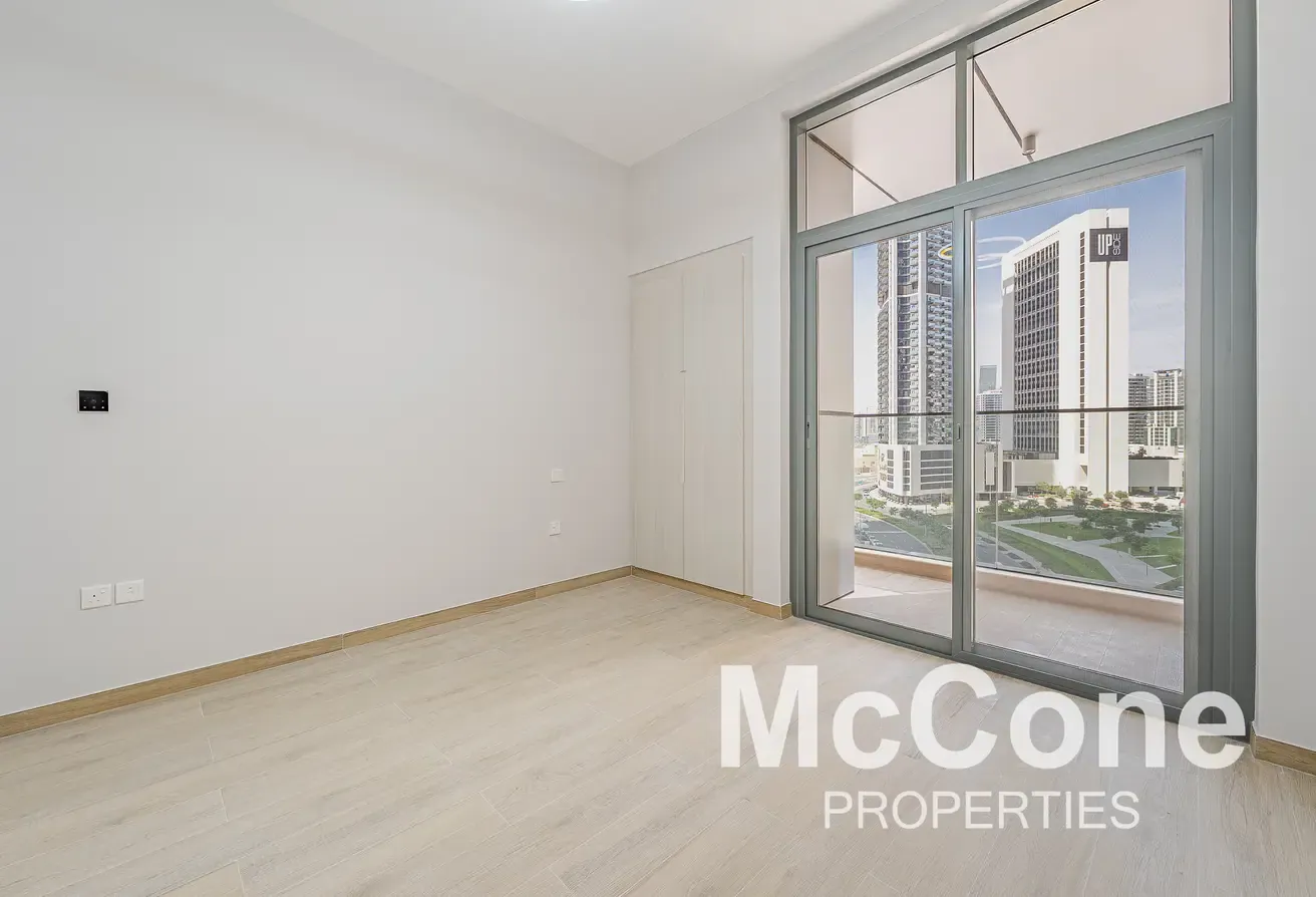 Brand New | Spacious Layout | Vacant