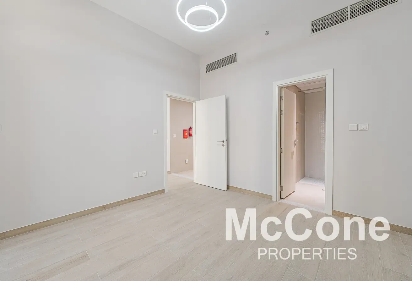 Brand New | Spacious Layout | Vacant
