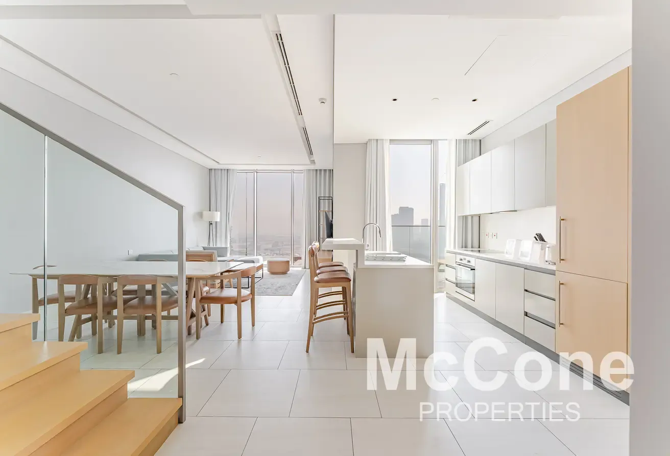 Corner Duplex | Maids Room | Four Cheques