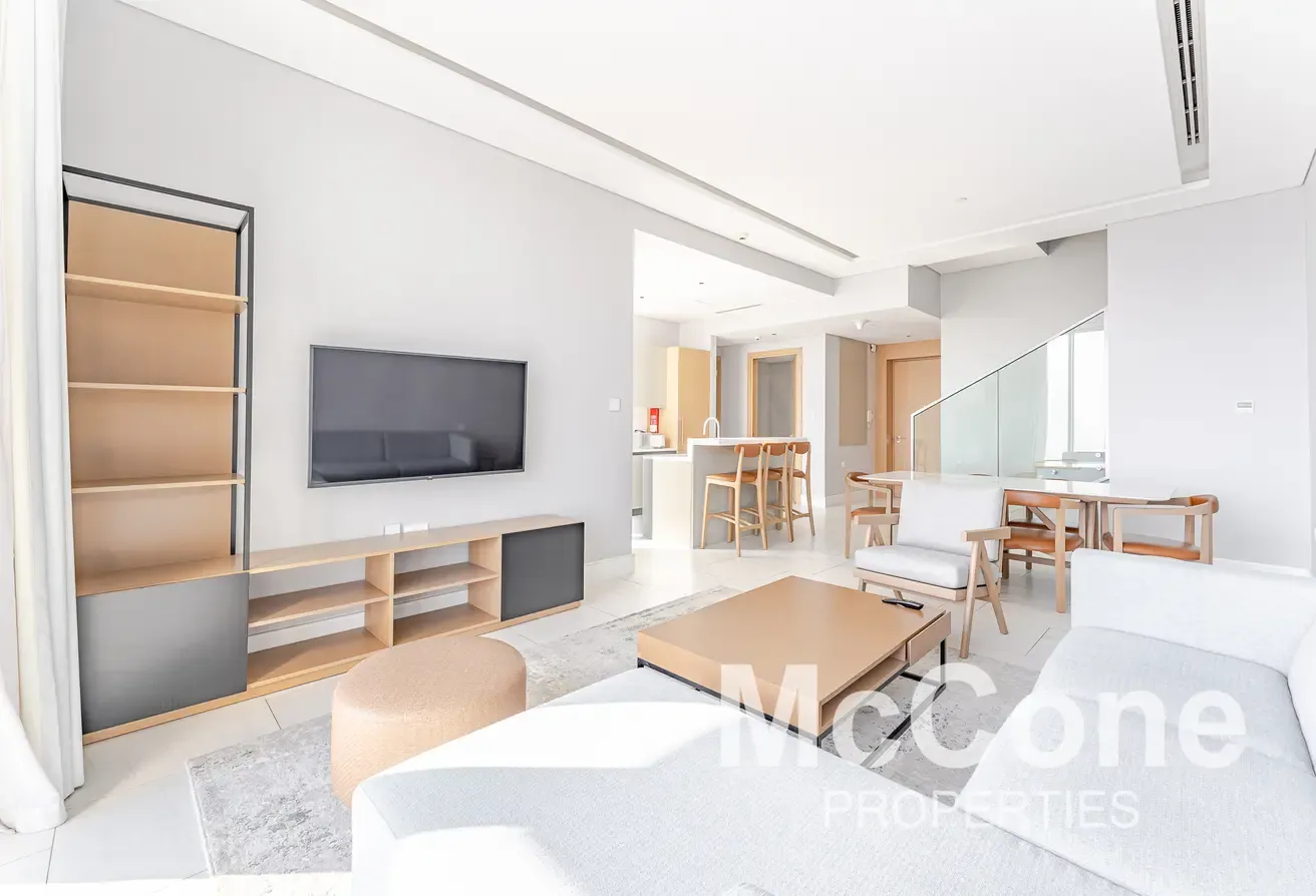 Corner Duplex | Maids Room | Four Cheques