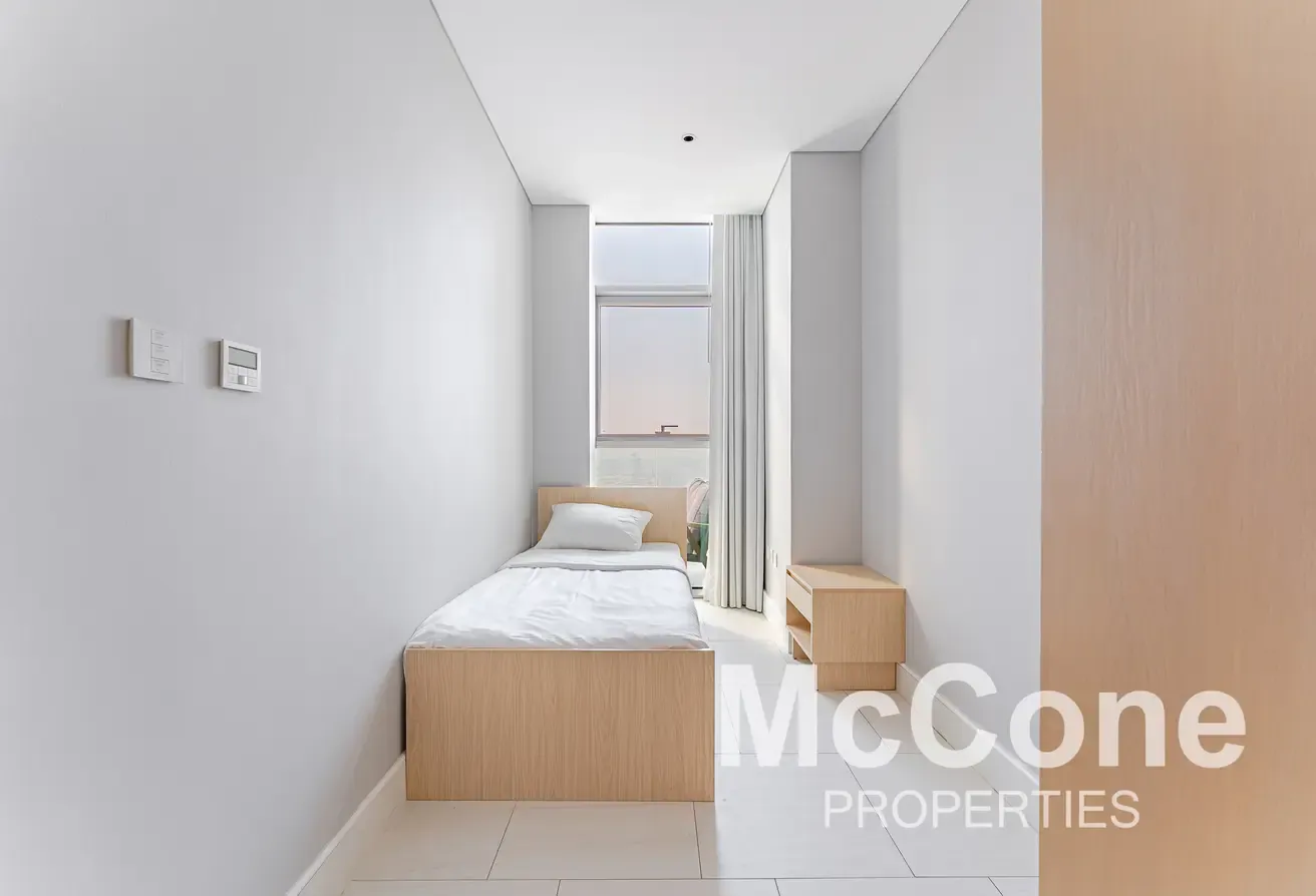 Corner Duplex | Maids Room | Four Cheques