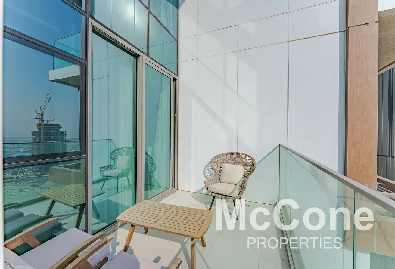 Corner Duplex | Maids Room | Four Cheques