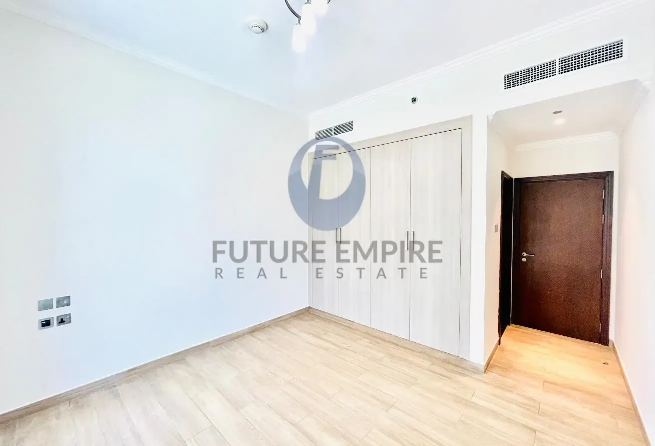 SPACIOUS 2-BEDROOM WITH MAIDROOM AVAILABLE FOR REN
