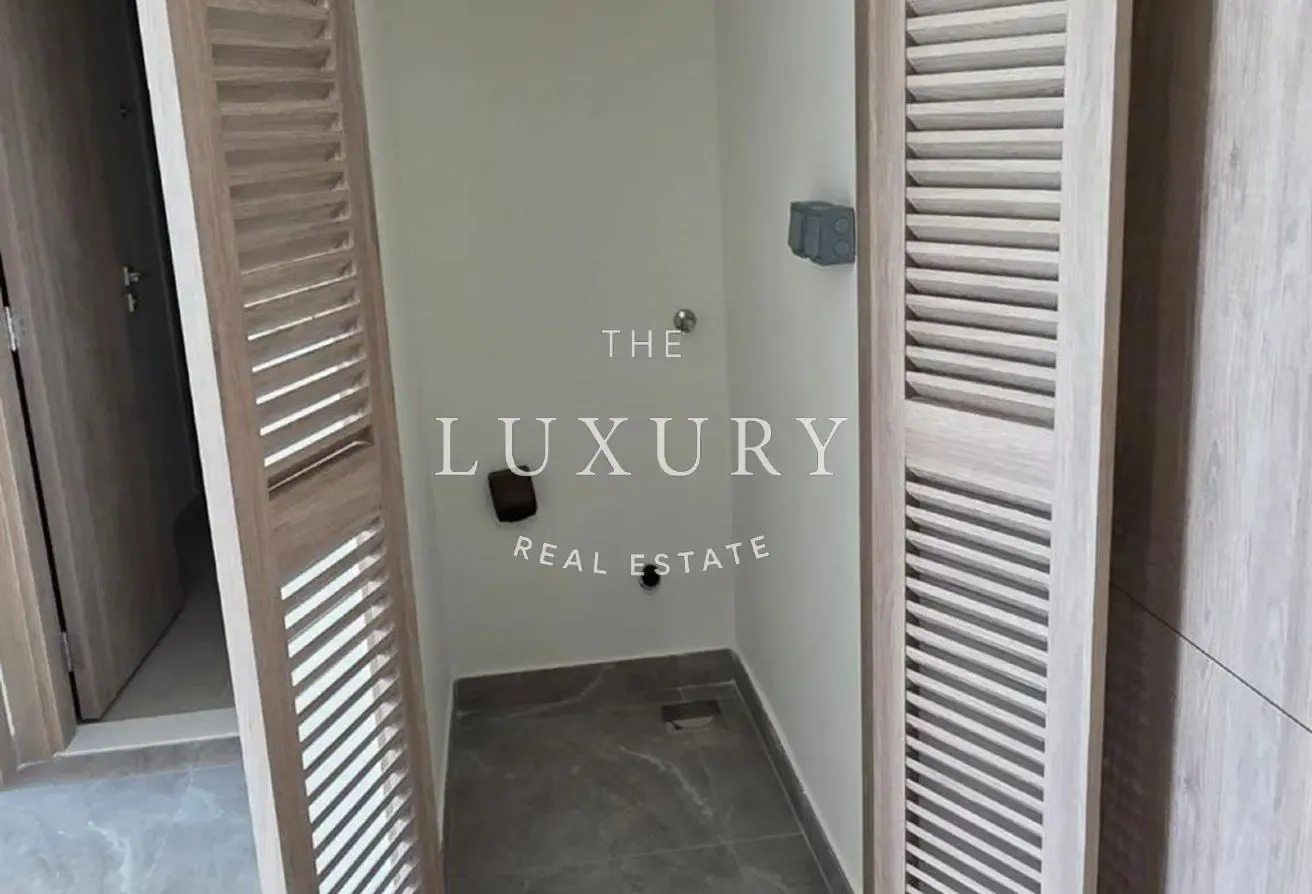 Elegant 1BR | High Floor | Prime Peninsula Two