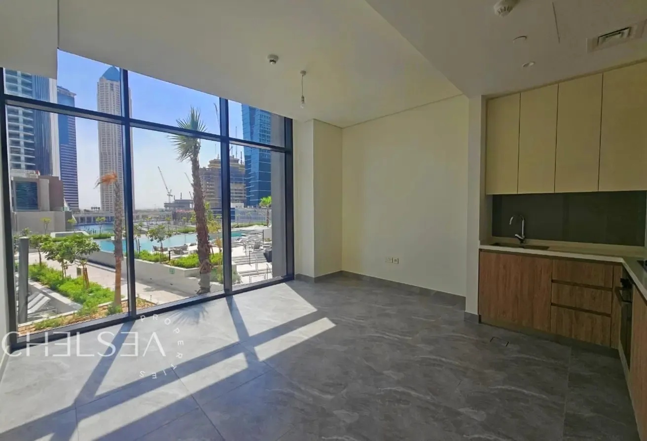 UNFURNISHED | CANAL AND POOL VIEW | PRIME LOCATION
