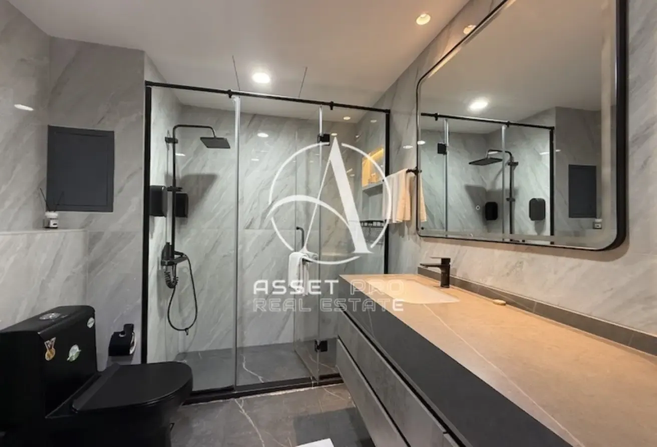 Fully Furnished | Upgraded Bathrooms | Store Room