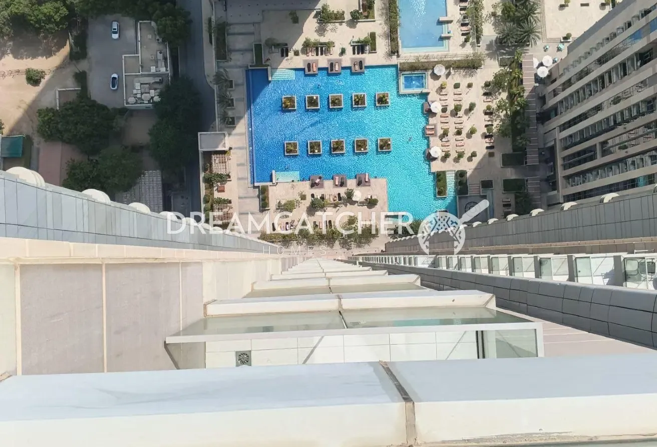 Luxury 2-Bedroom | Fully Furnished | High Floor