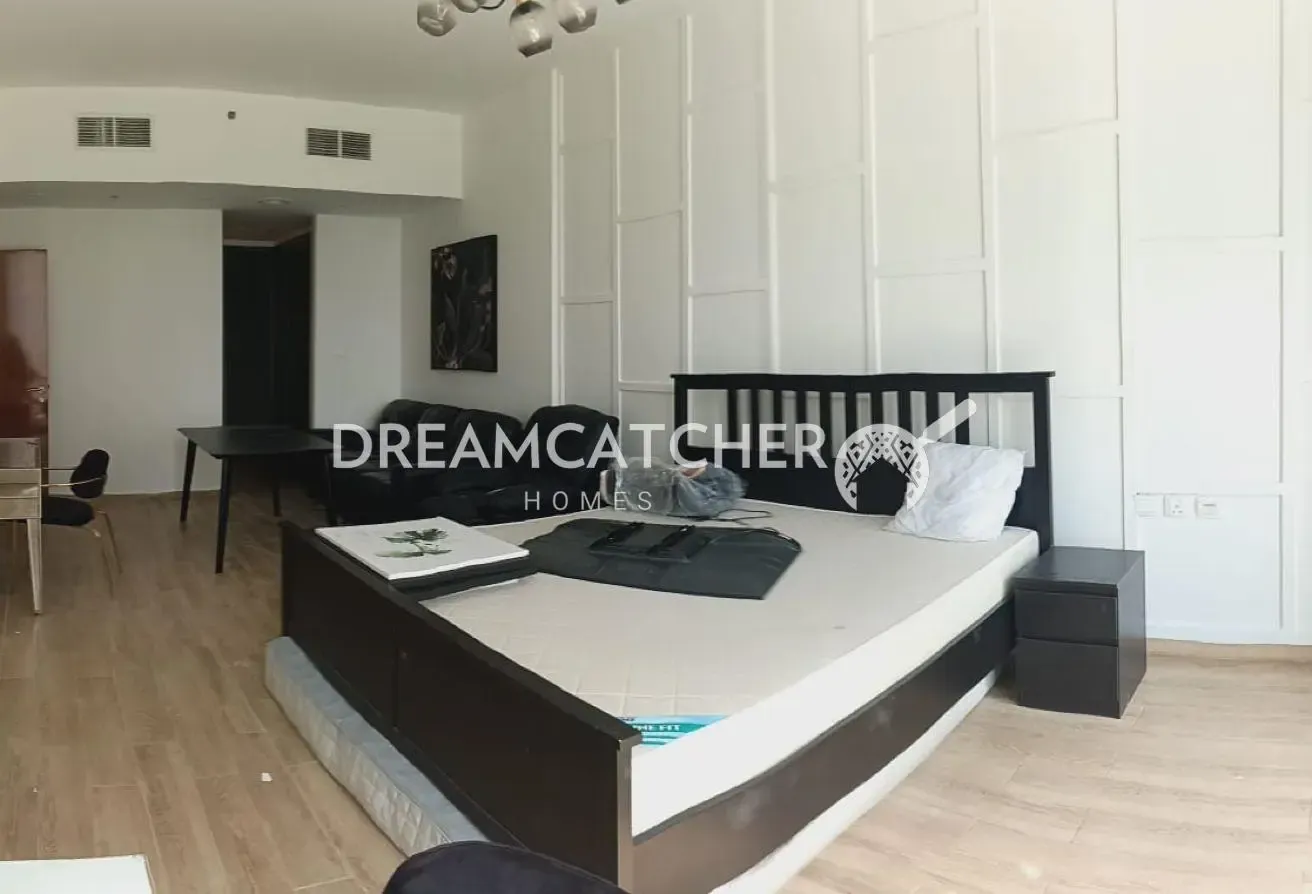 Luxury 2-Bedroom | Fully Furnished | High Floor