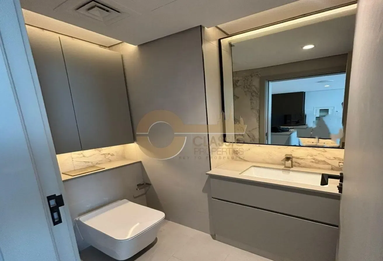 ELEGANT | LUXURY INTERIOR | SPACIOUS AREA