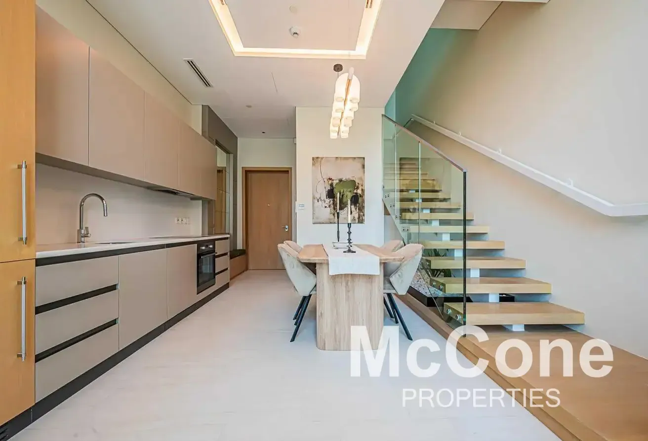 City View | Loft | Premium Amenities