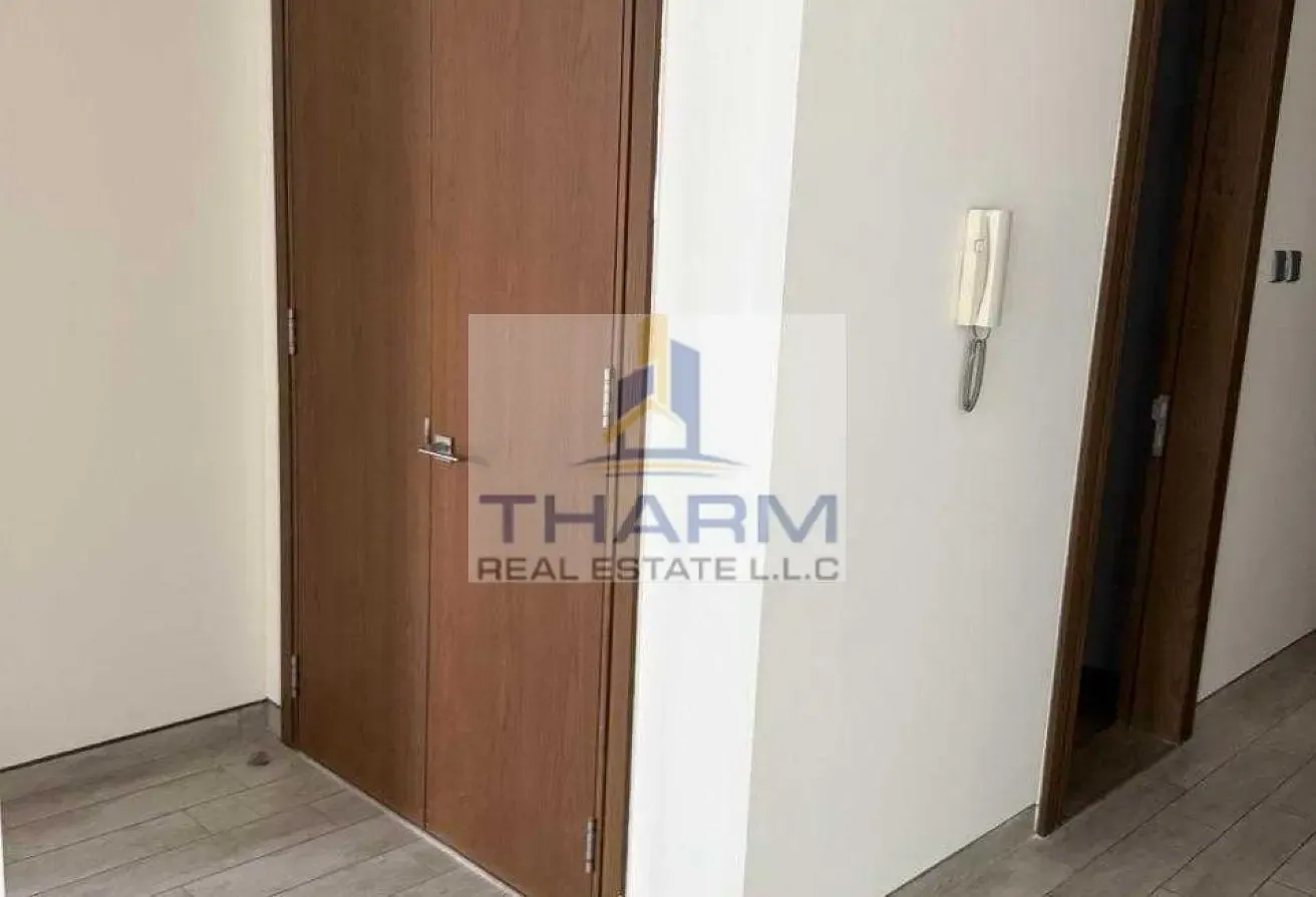 Unfurnished1BR Apartment in Atria RA Business Bay
