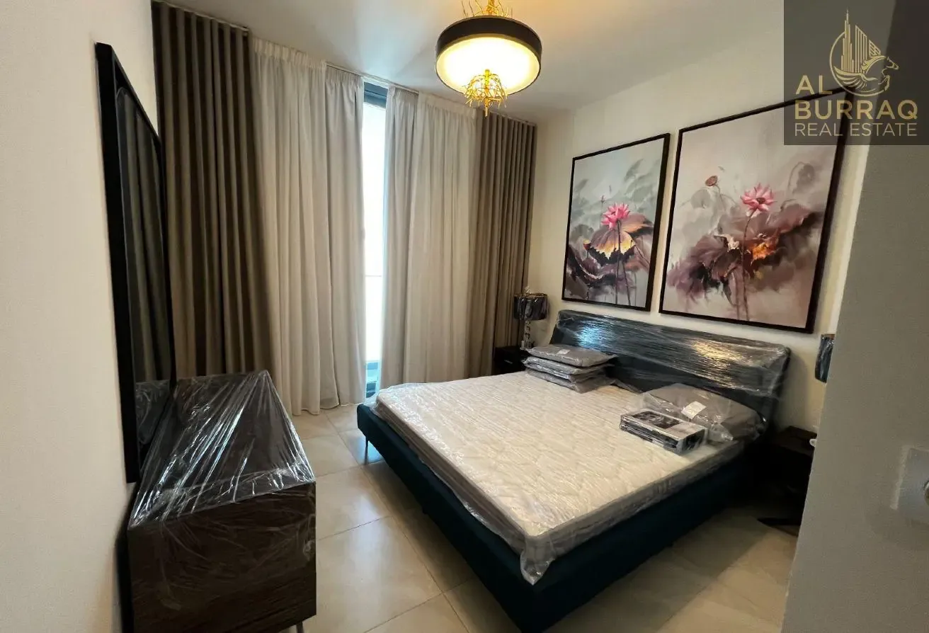 Fully Furnished | Spacious | Burj Khalifa View