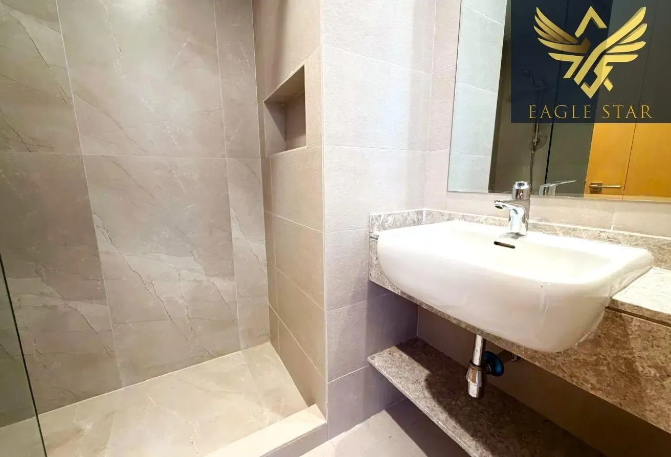 NEAR MILLINIUM PLAZA/ METRO SZR | BRIGHT 2 BR APRT
