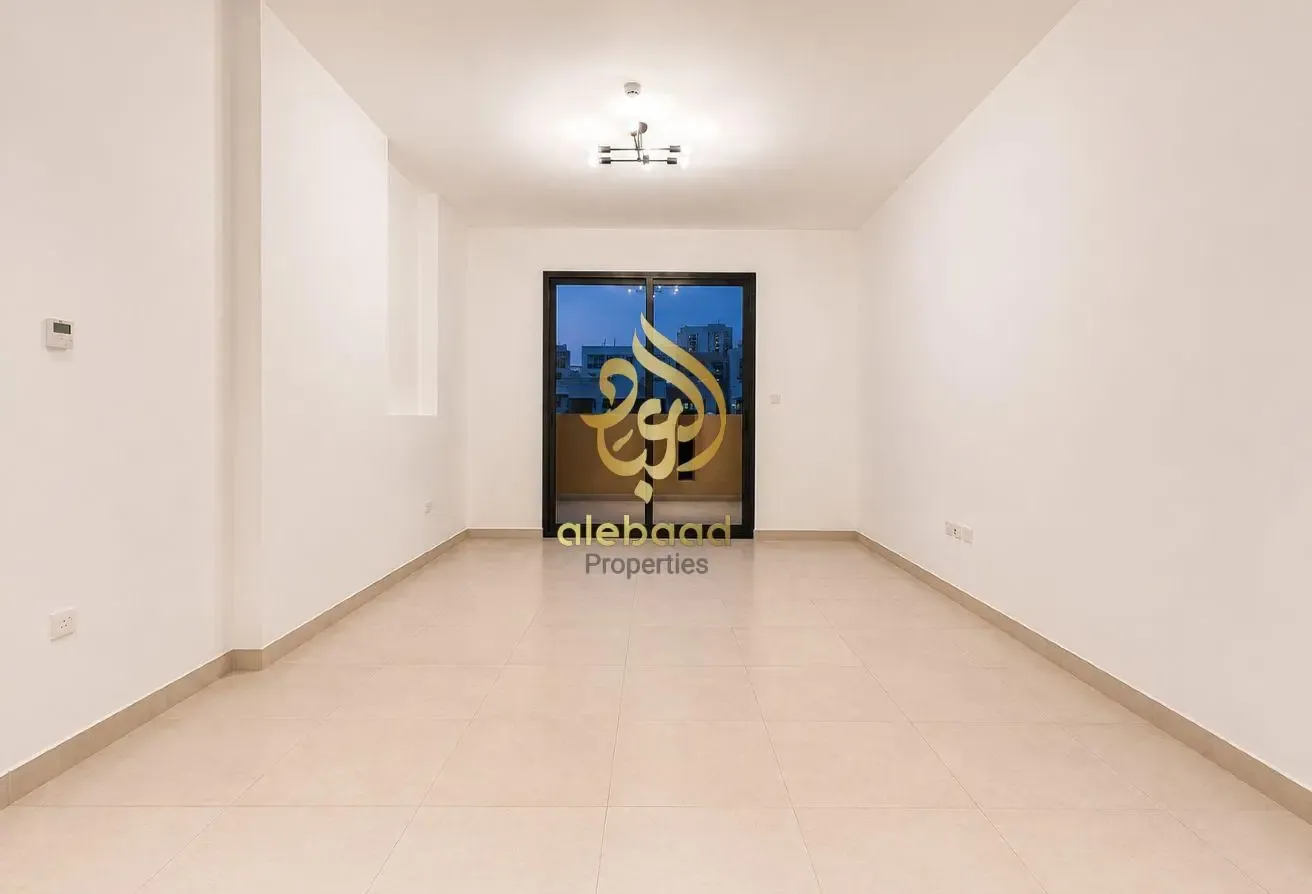 Brand New | Near to Trade Centre | 6 Payments
