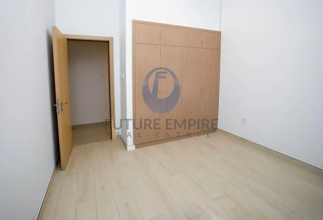 Spacious 2BHK | Close Kitchen | 1 Month Free