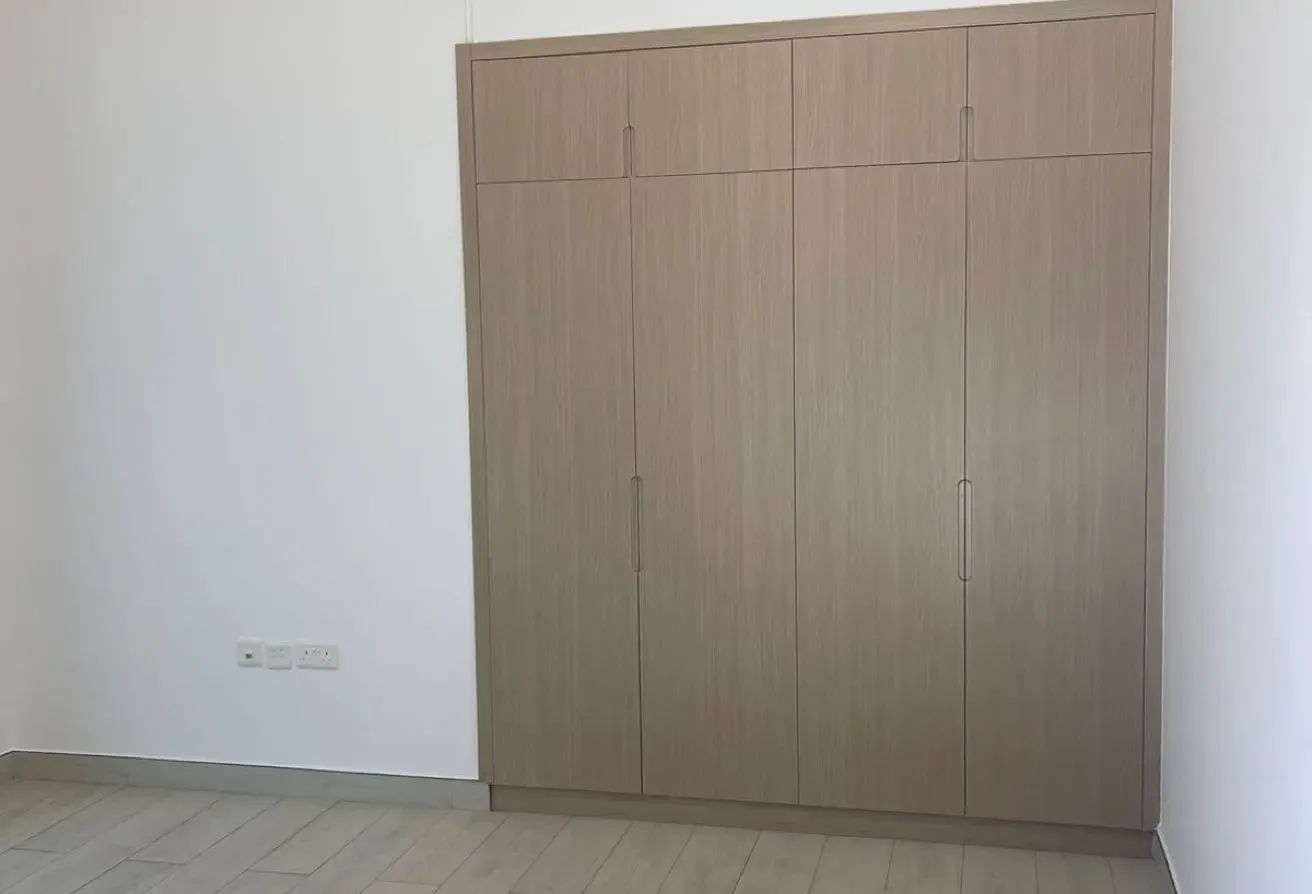 Spacious 2BHK-Pool-Gym-Near To Metro