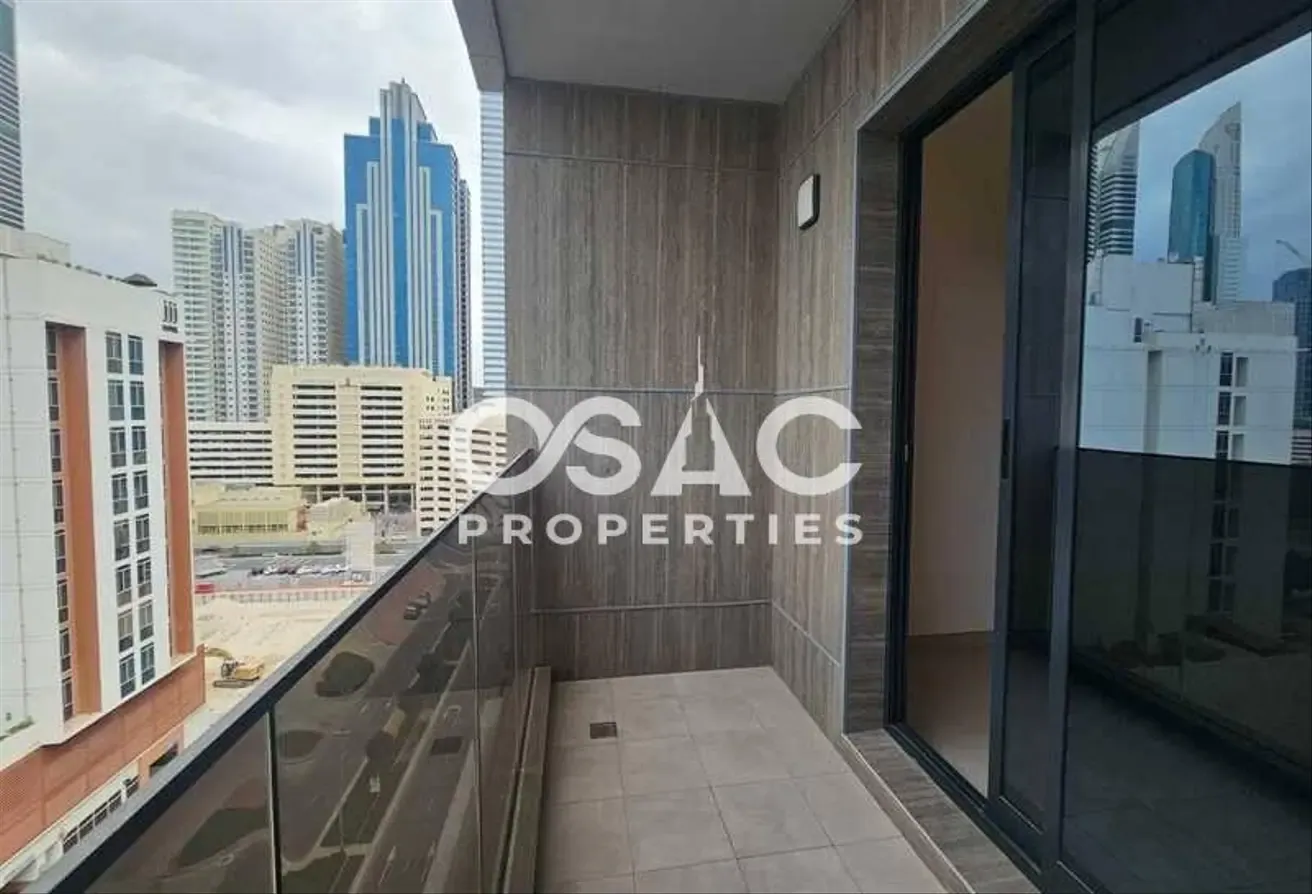SPACIOUS 2BHK | CLOSE TO METRO | FAMILY BUILDING