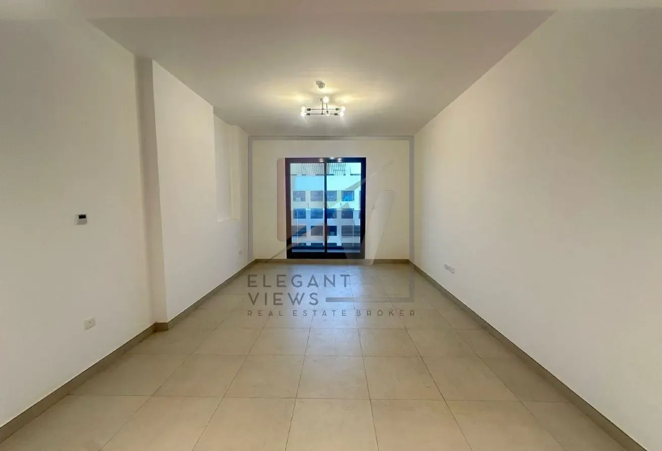 Spacious and Bright 2 Bedroom Apartment