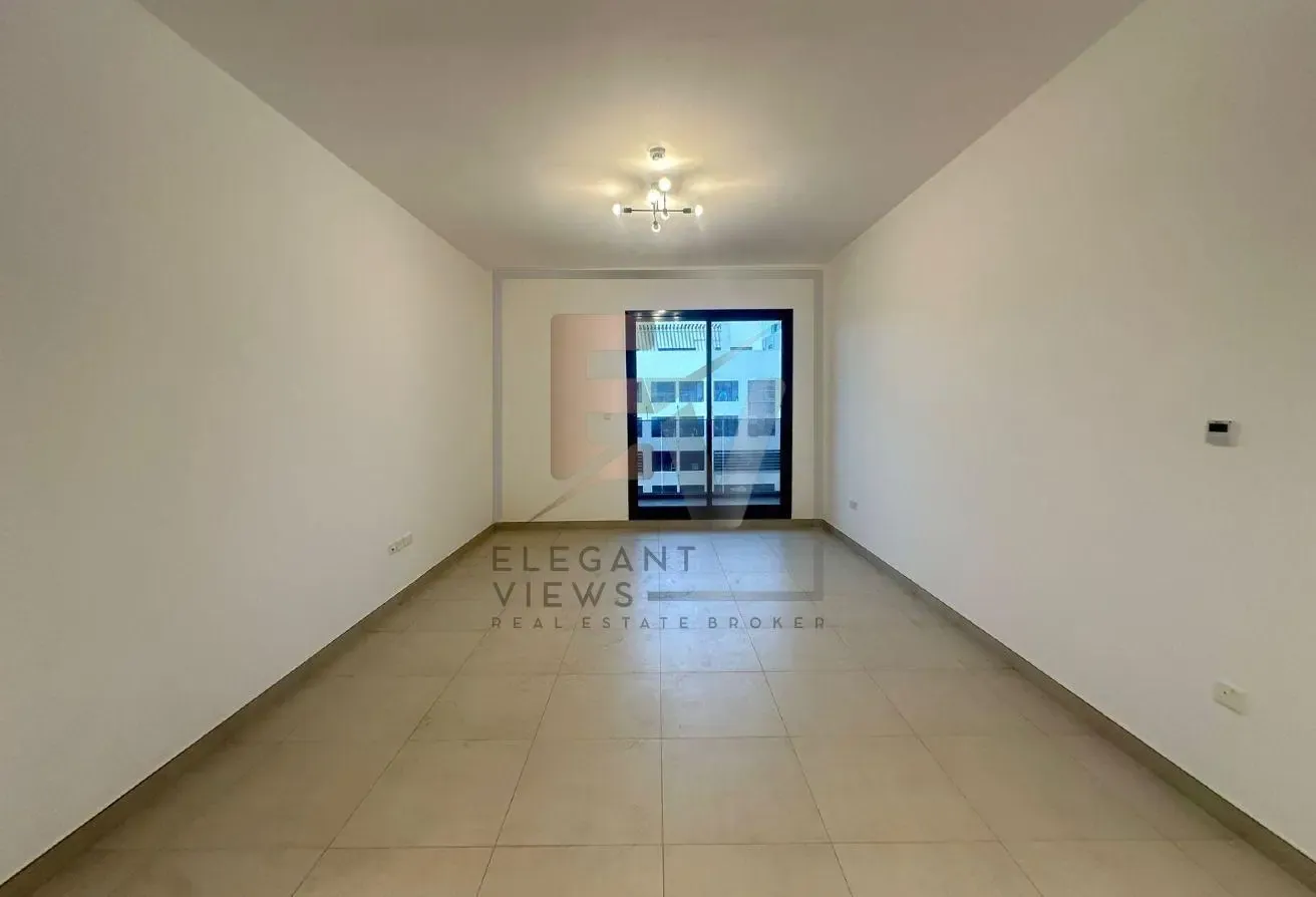 Comfortable 2 Bedroom Apartment | Haas Building