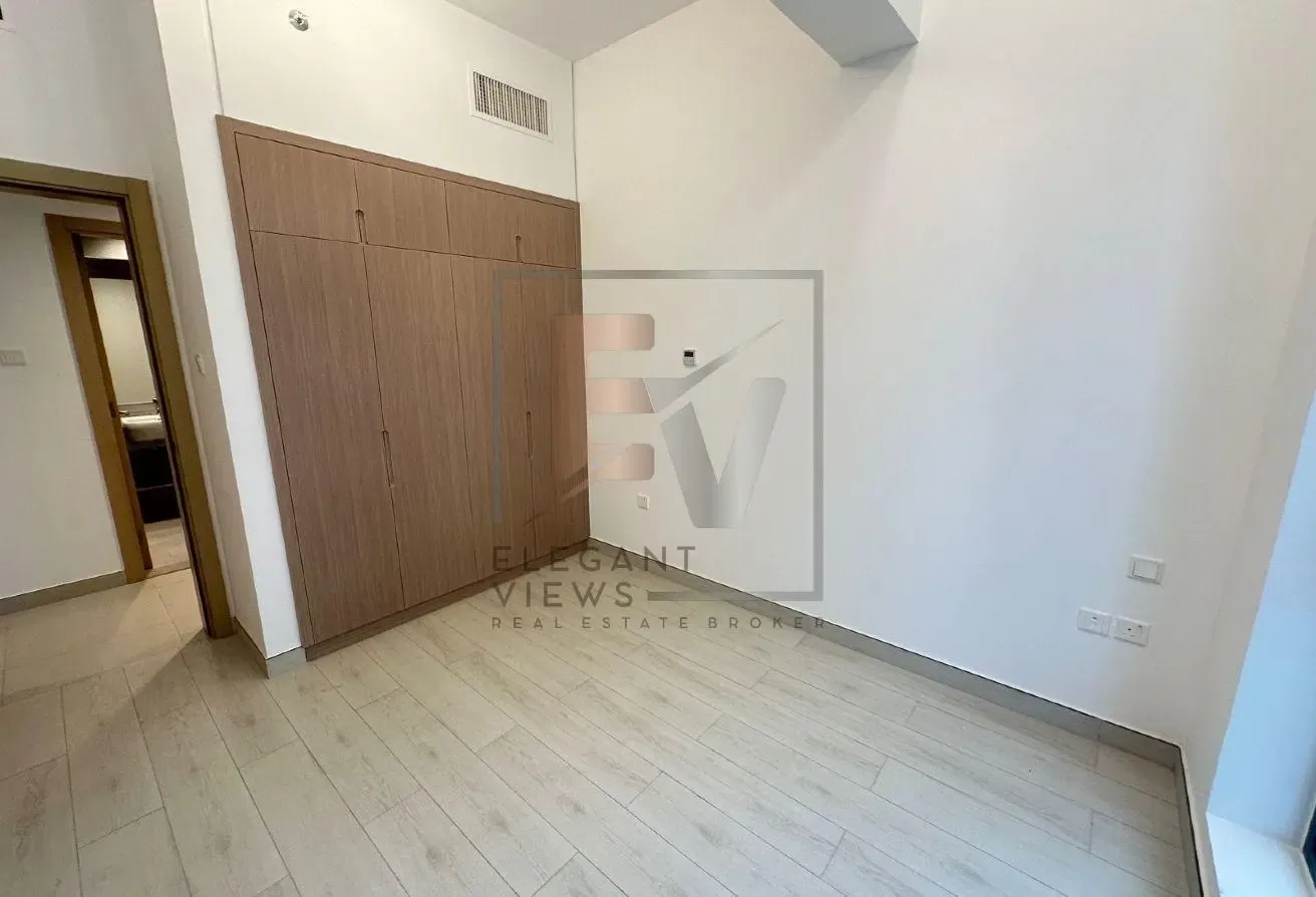 Modern 2 BR Apartment | Haas Building, Al Satwa