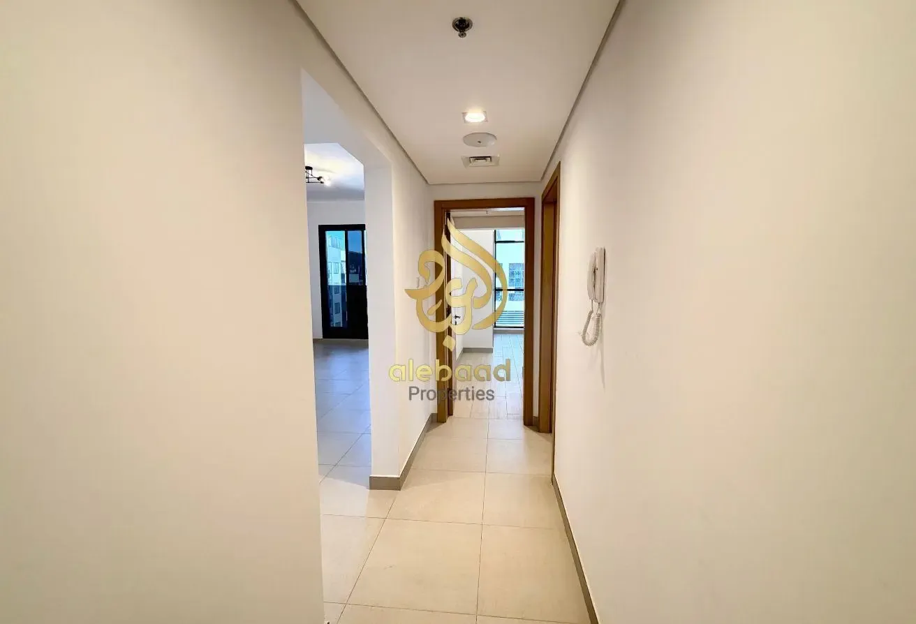 Brand New building perfect location family place