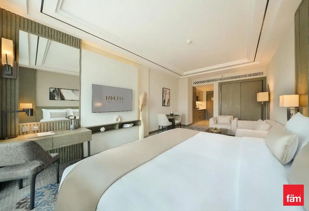 Fully Furnished / Vacant / Bills Included