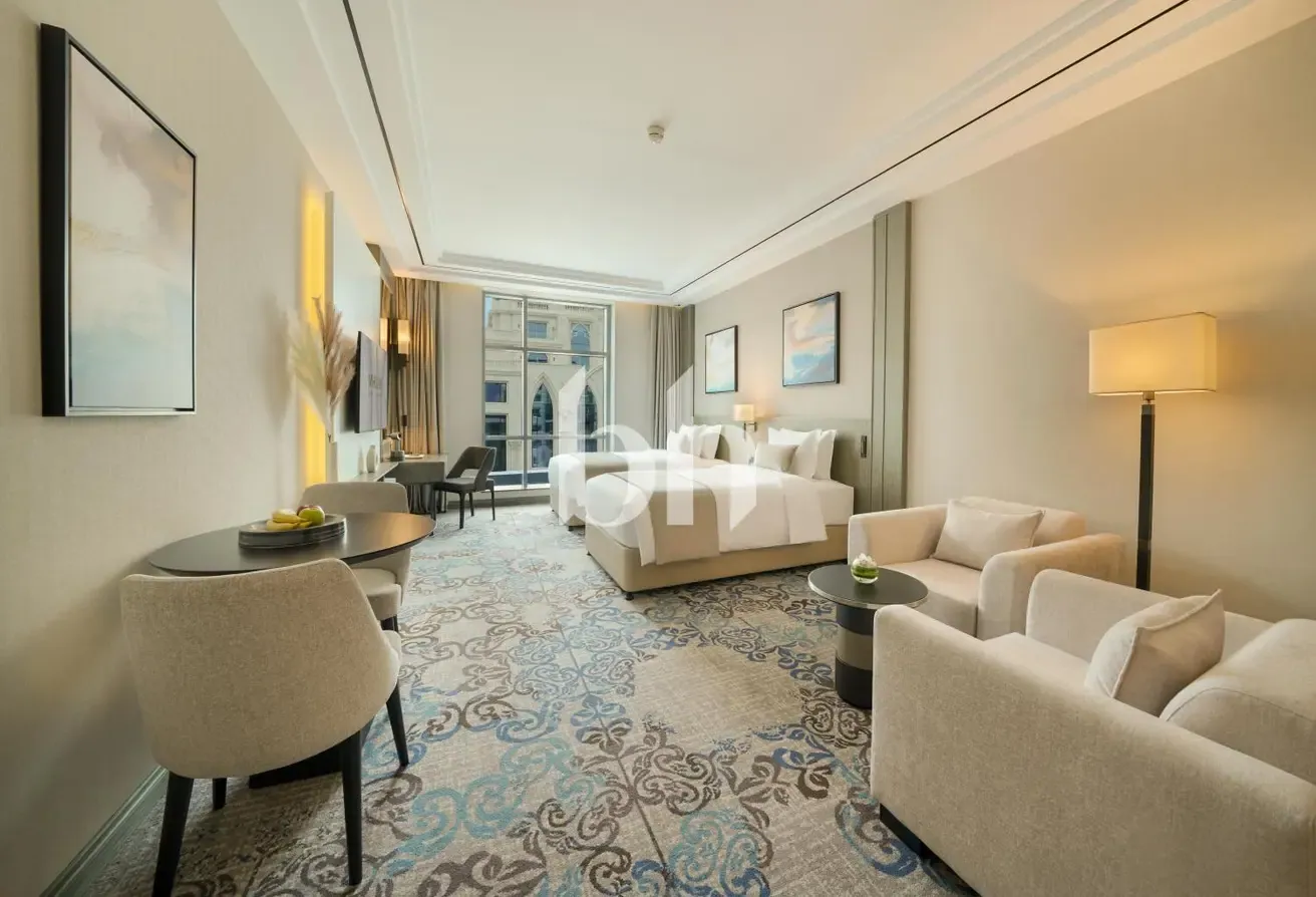 5 Star Hotel | All Bills Included | Beach Access